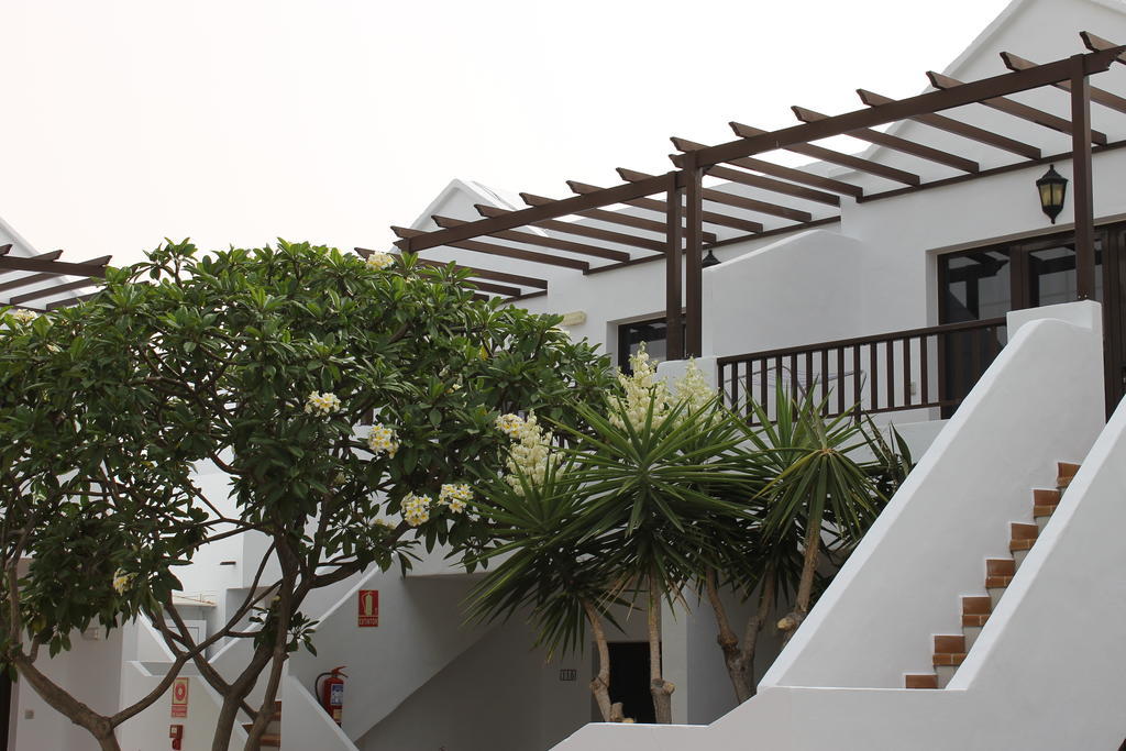 Apartamentos Fayna Puerto del Carmen  Exterior photo